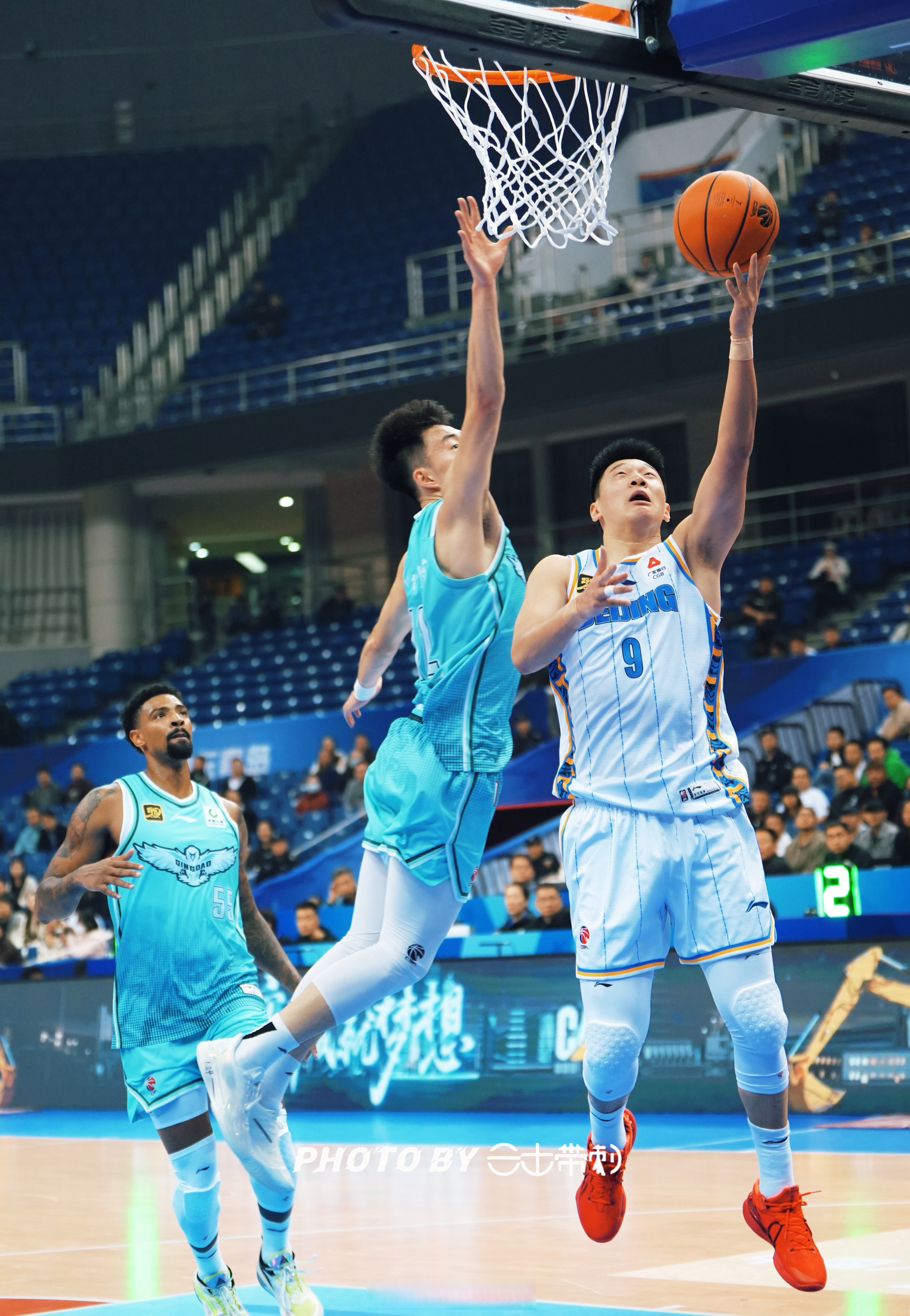 金年会- 风云突变广厦男篮集结日外线爆发风云突变山东男篮清晨防线松动，现场解说直呼：北京首钢赛后官宣签约