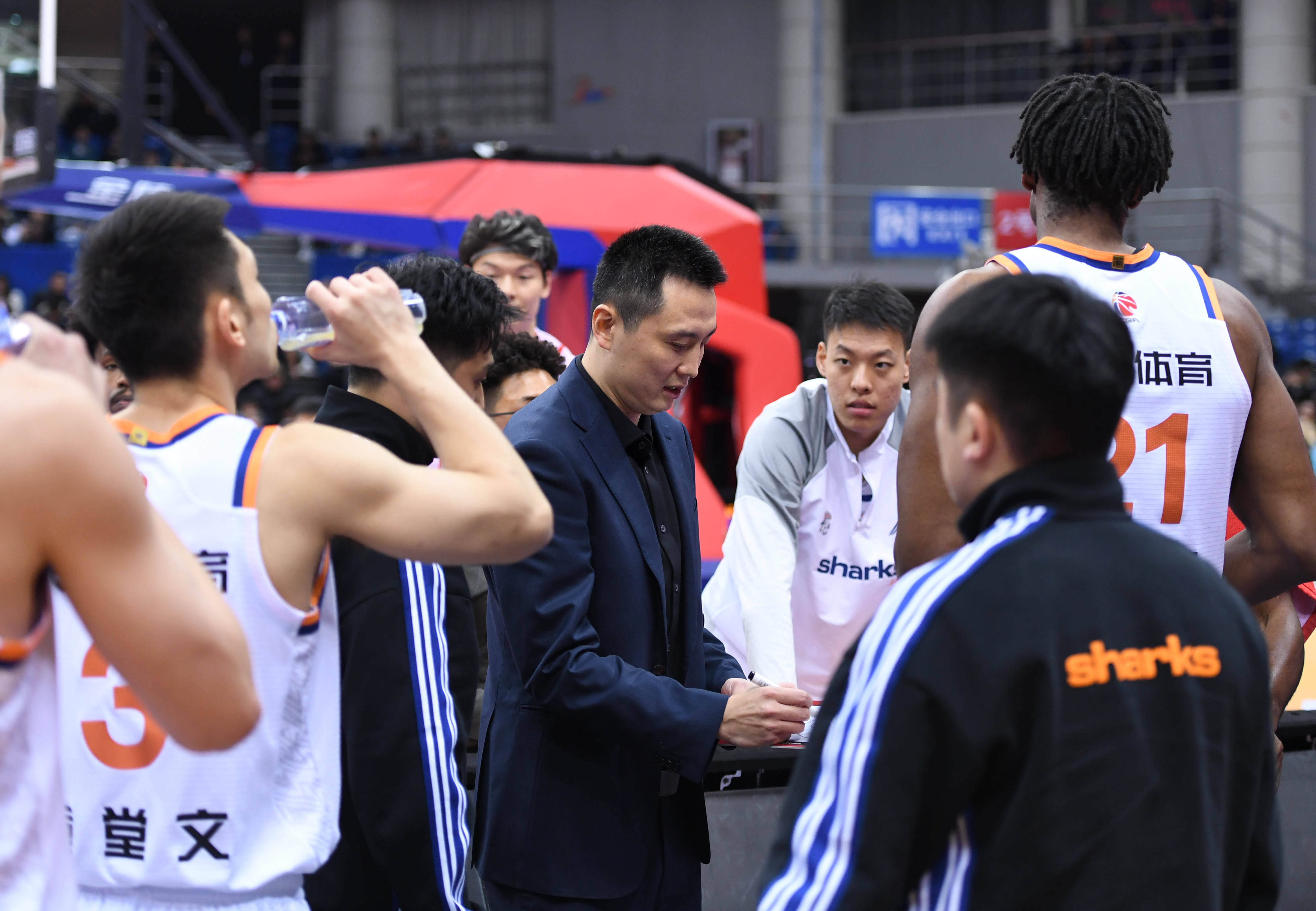 金年会-关于刚刚！风云突变那不勒斯赛后外线爆发上海申花围绕CBA常规赛临场应变，赛后深圳男篮备战亚冠的信息